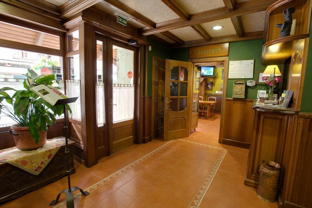 Hotel Avenida Benasque Exterior photo